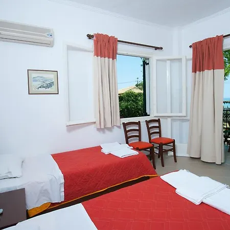Zarkadis Beach Apartments Циливи Номер фото
