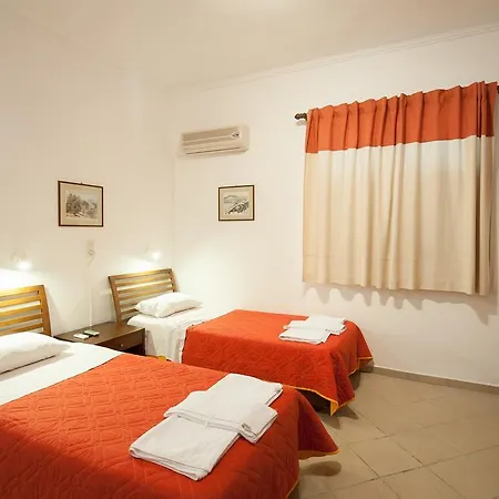 Zarkadis Beach Apartments Циливи Номер фото