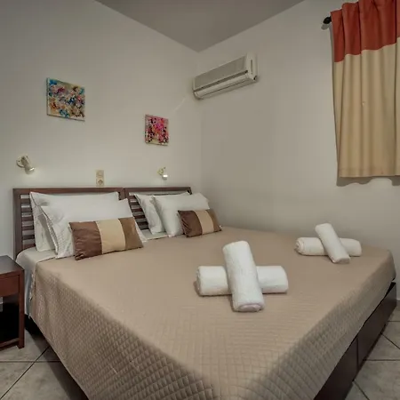 Zarkadis Beach Apartments Циливи Экстерьер фото