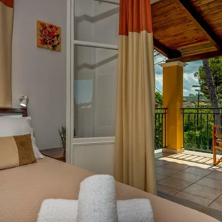 Zarkadis Beach Apartments Циливи Экстерьер фото