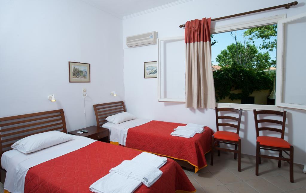 Aparthotel Zarkadis 2*
