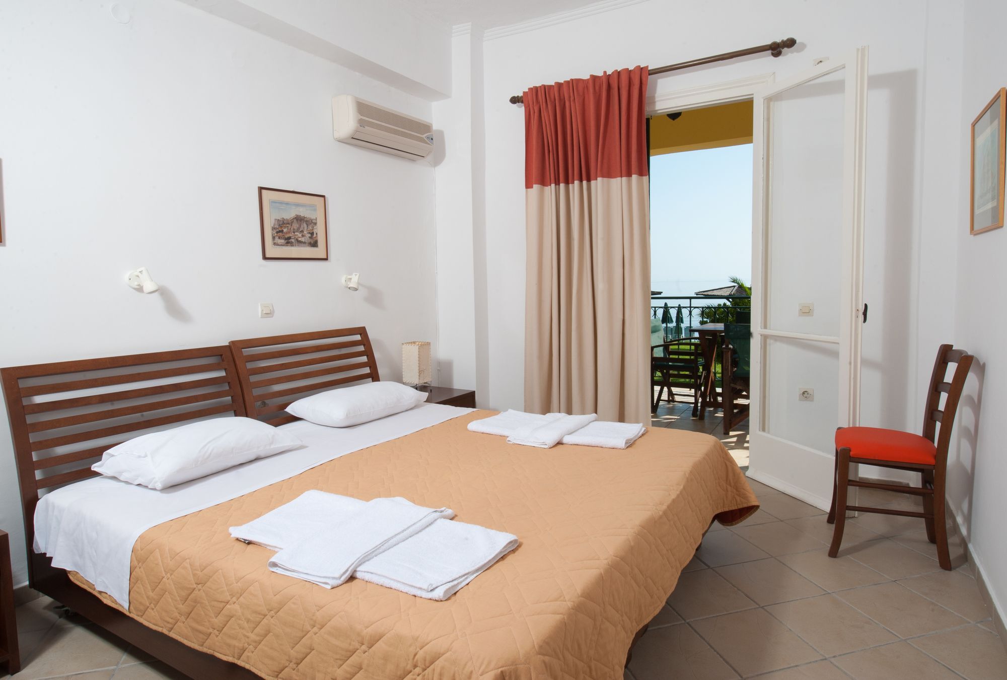 Zarkadis Aparthotel