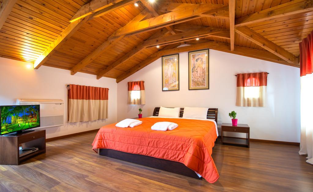 Zarkadis Beach Aparthotel